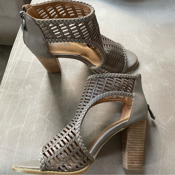 Stitch Fix Report Brand New Grey 3” Block Heeled Sandals Size 8.5. Never Worn! - Picture 2 of 5